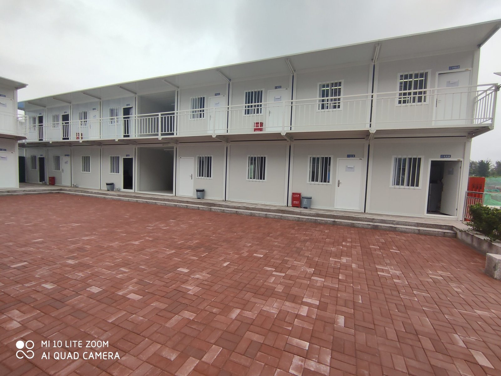 #PrefabricatedContainerHouse #TemporaryAccommodation #ModularPrefabUnits #FastInstallPrefab #GlobalShippingHomes