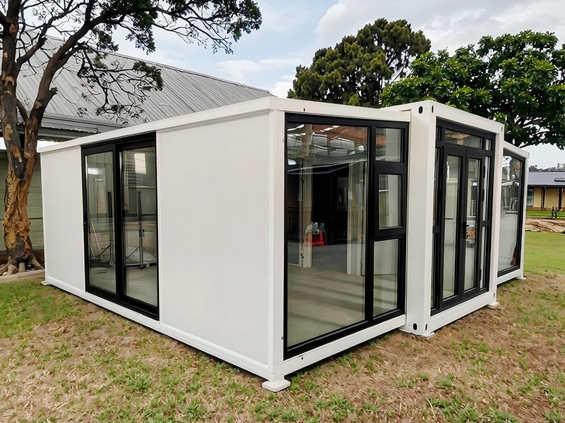 expandable-container-house-exterior24