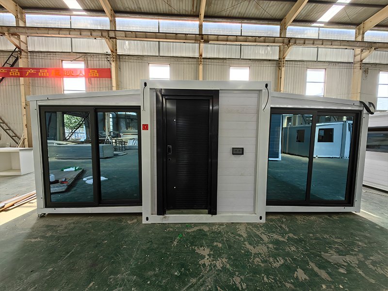 expandable-container-house-exterior39