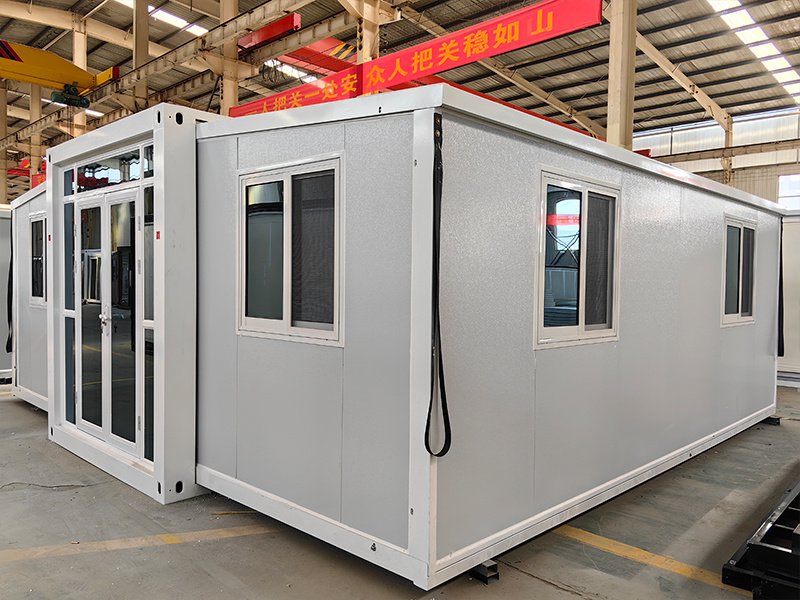 expandable-container-house-exterior48