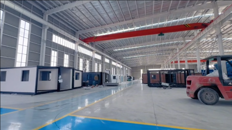 Expansion box assembly workshop