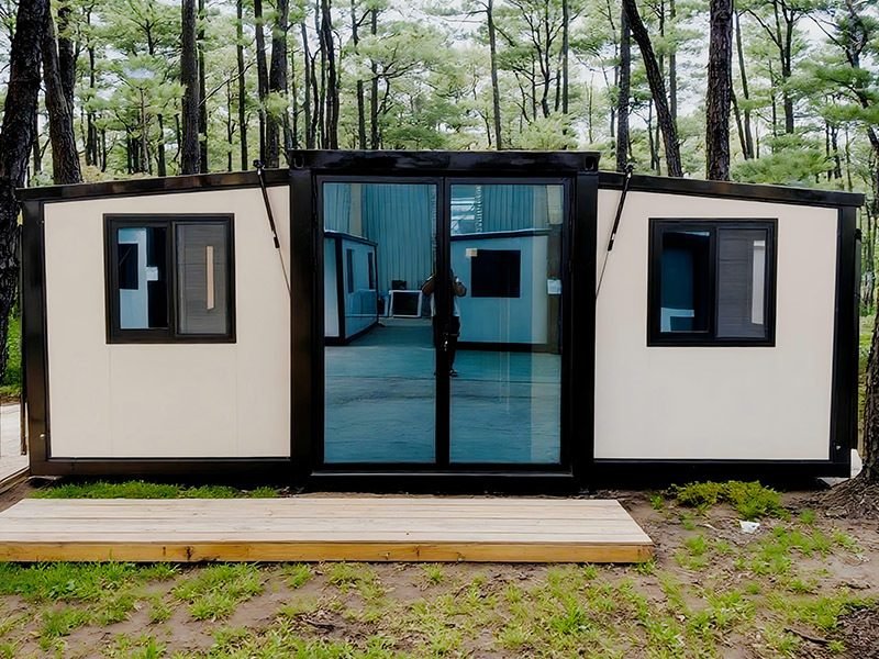 expandable-container-house-exterior23
