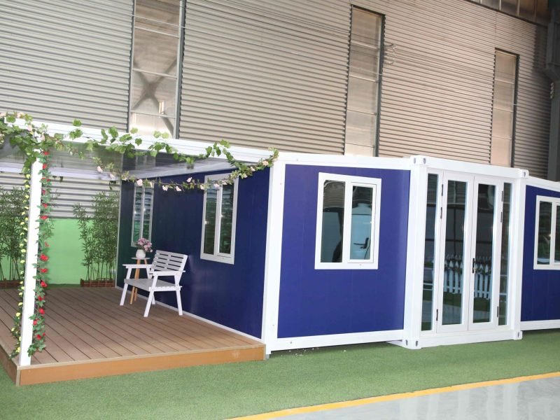 expandable-container-house-exterior10
